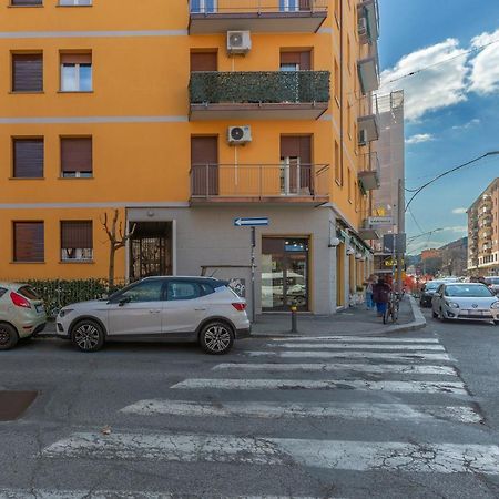 A 500 Mt Dalla Certosa Apartment Bologna Bagian luar foto