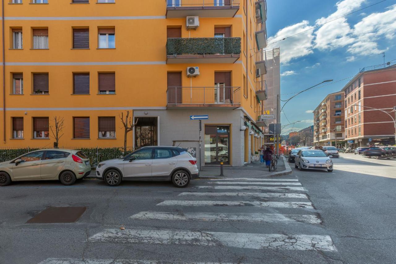 A 500 Mt Dalla Certosa Apartment Bologna Bagian luar foto