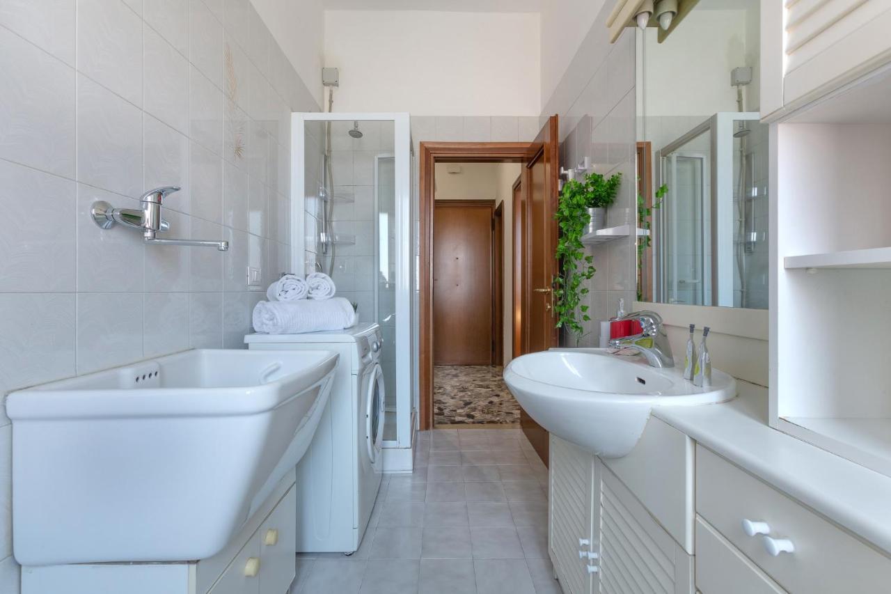 A 500 Mt Dalla Certosa Apartment Bologna Bagian luar foto