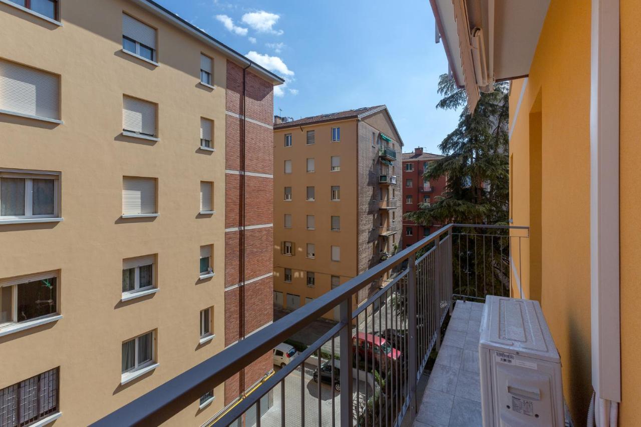 A 500 Mt Dalla Certosa Apartment Bologna Bagian luar foto