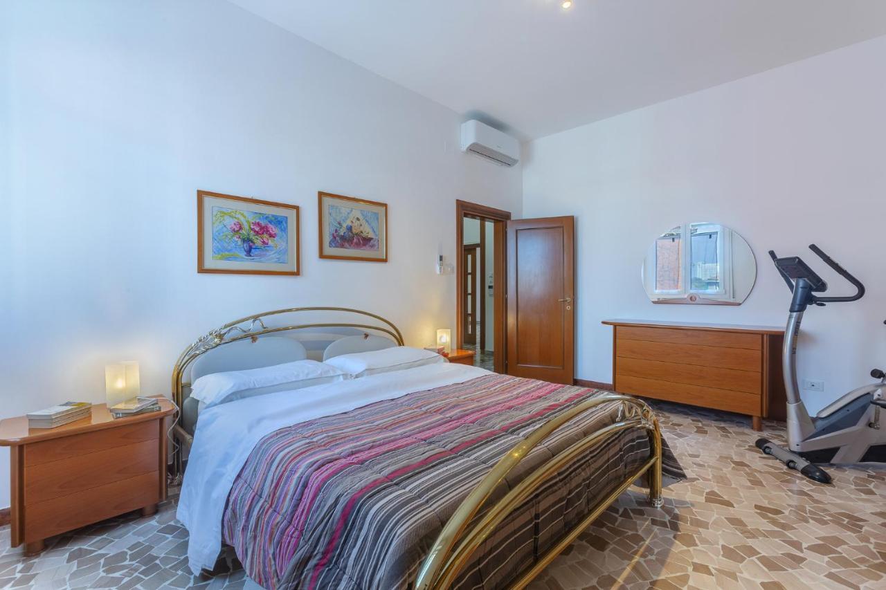 A 500 Mt Dalla Certosa Apartment Bologna Bagian luar foto