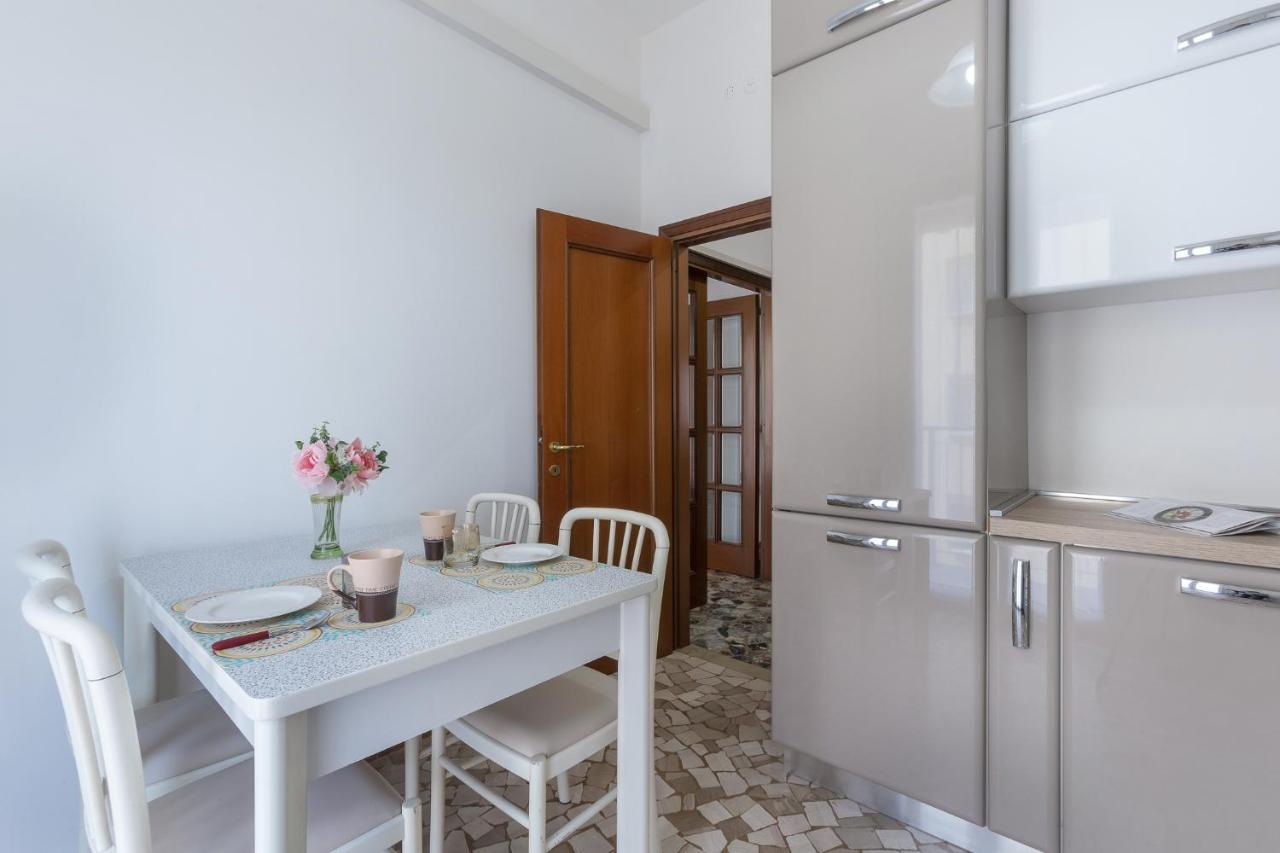 A 500 Mt Dalla Certosa Apartment Bologna Bagian luar foto