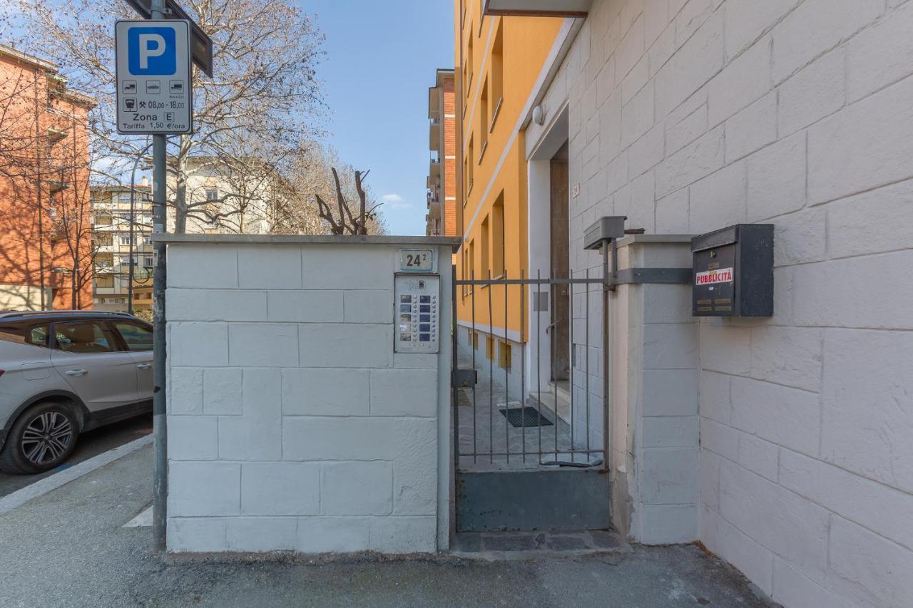A 500 Mt Dalla Certosa Apartment Bologna Bagian luar foto